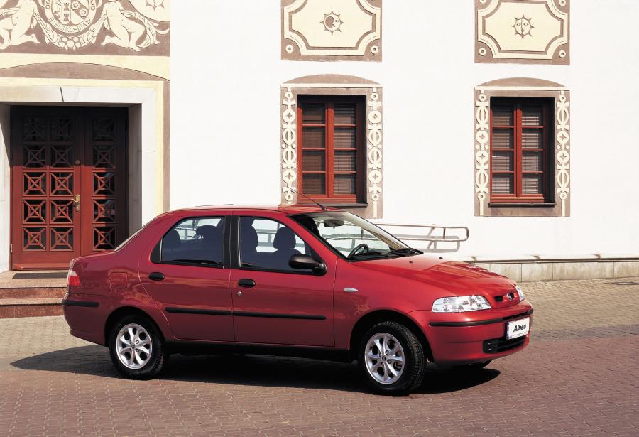  Fiat Albea 2003 года  (фото 6 из 13)